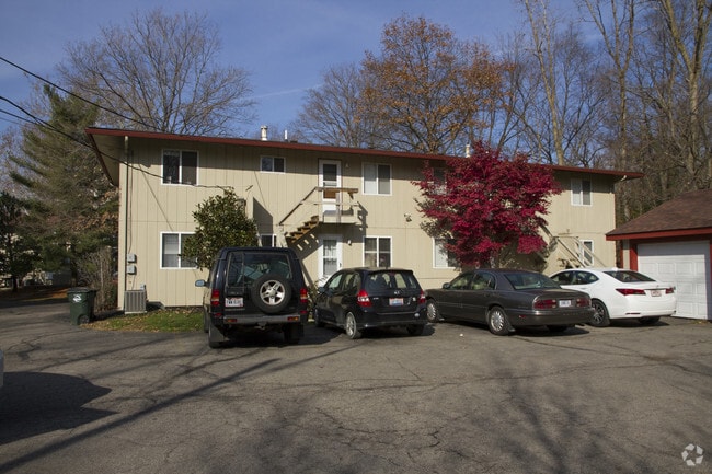 Building Photo - Fenway Pines Apartments