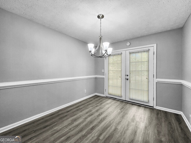 Building Photo - 201 Old Mill Trail SW