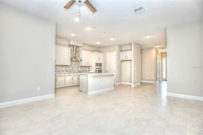 Building Photo - 2937 Voyager Ave