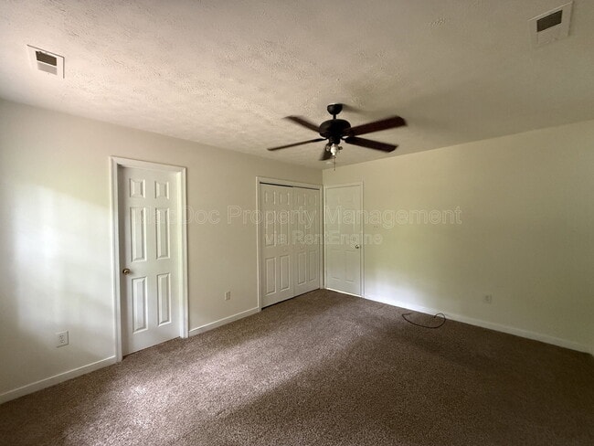 Building Photo - 27140 Shannon Mill Dr