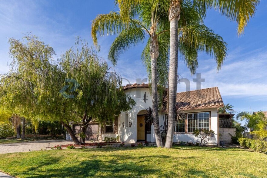 Building Photo - 1485 Clearview Cir