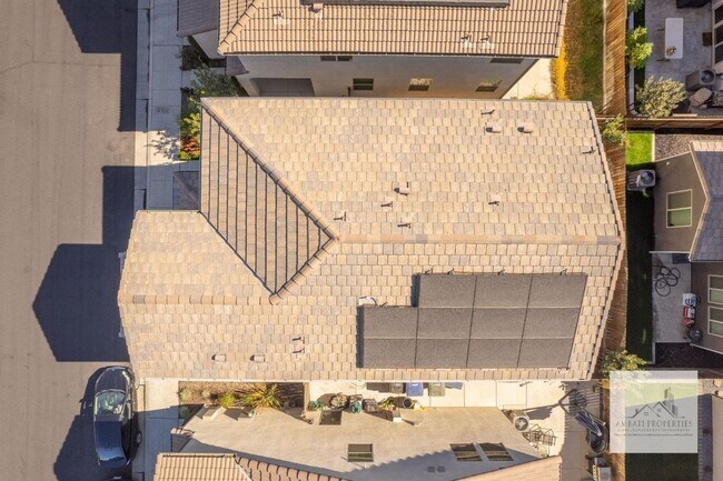 Building Photo - 1437 E Via Viola Way