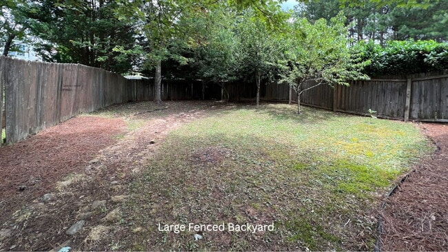 Building Photo - Charming 2 Bed/2 Bath Alpharetta Home with...