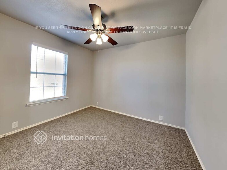 Building Photo - 2300 Meade Ct