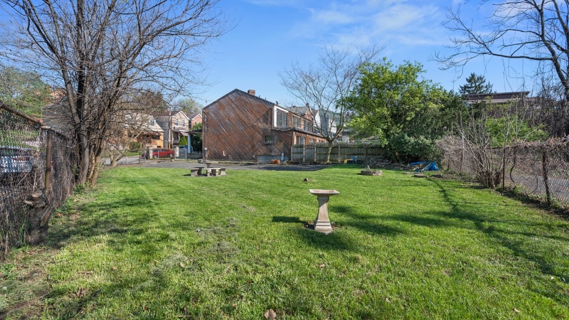 Building Photo - 4300 Bristol St