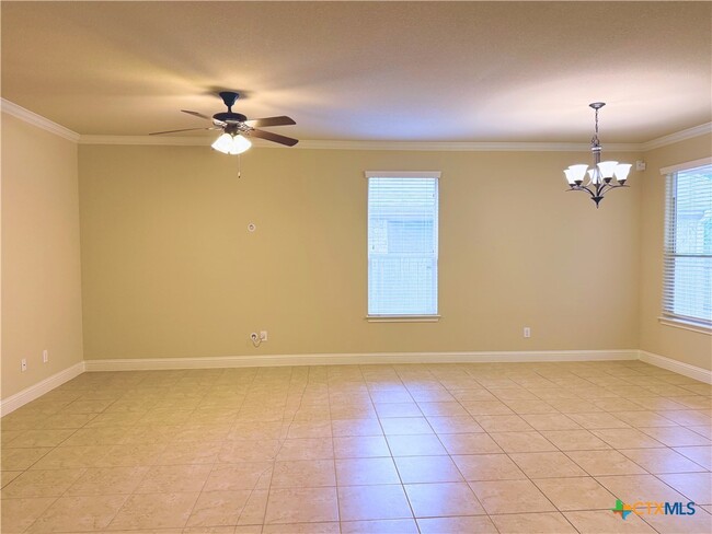Building Photo - 13424 Hymeadow Cir