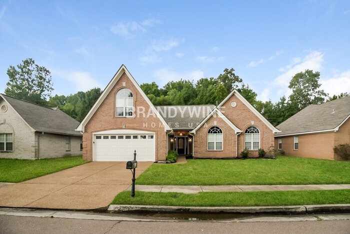 Building Photo - 1581 Farkleberry Dr