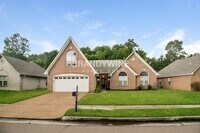Building Photo - 1581 Farkleberry Dr