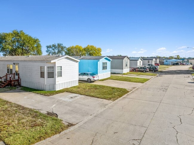 Building Photo - 4444 S West St