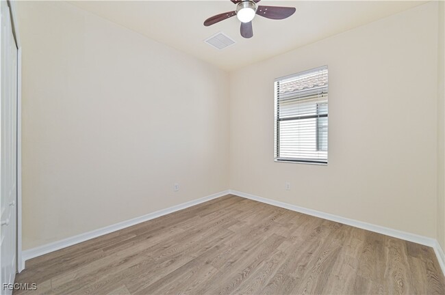 Building Photo - 8979 Water Tupelo Rd