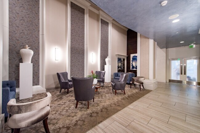 Building Photo - 415 Church St