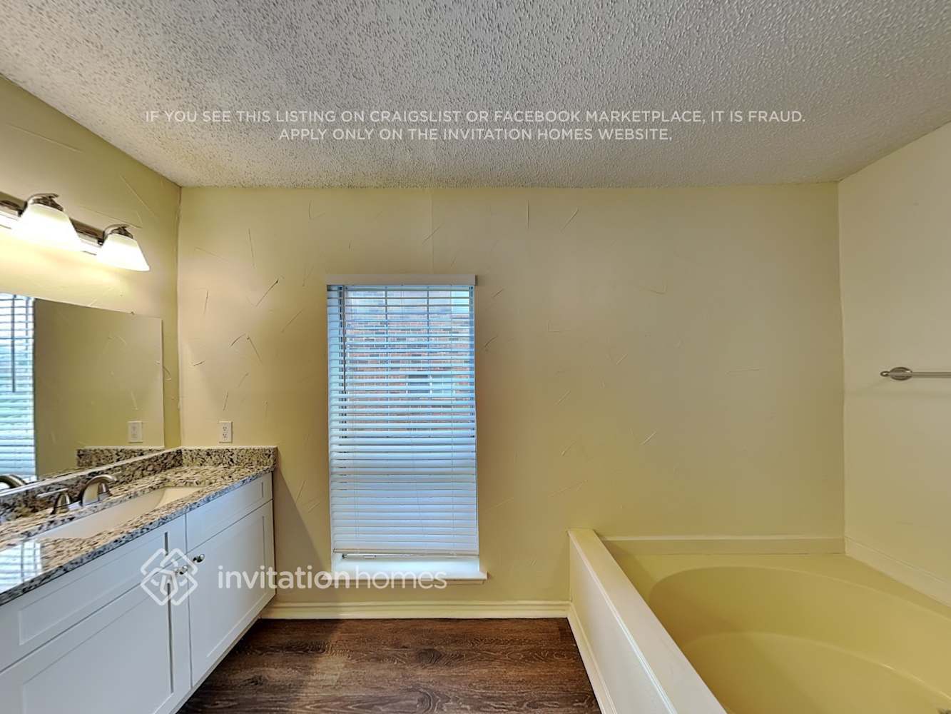 Building Photo - 2107 Stonegate Dr