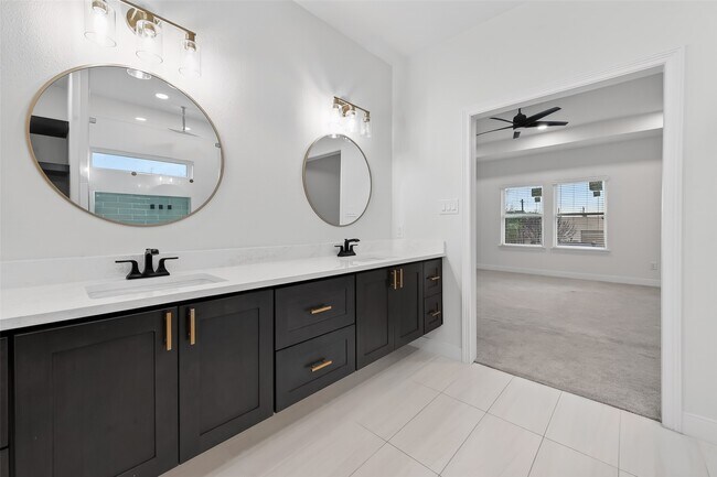 Building Photo - 6626 Highrock Rd