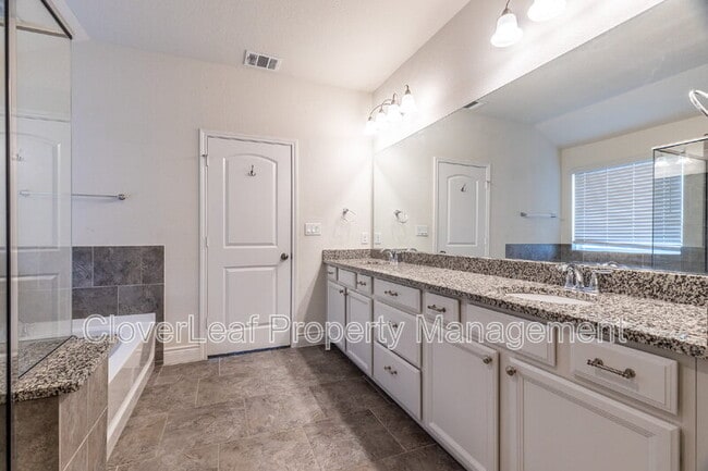 Building Photo - 6757 Concho Crk