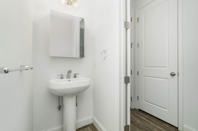 Building Photo - 3275 Katie Wy