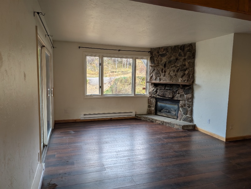 Building Photo - 2562 Cortina Ln