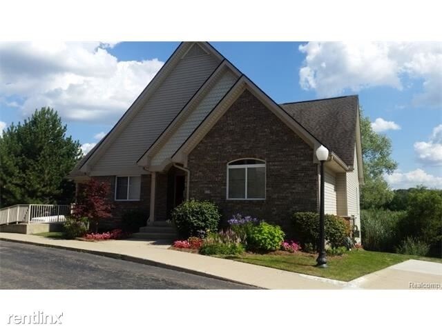 Building Photo - 3 br, 2 bath Condo - 857 Brandon Ave 857B