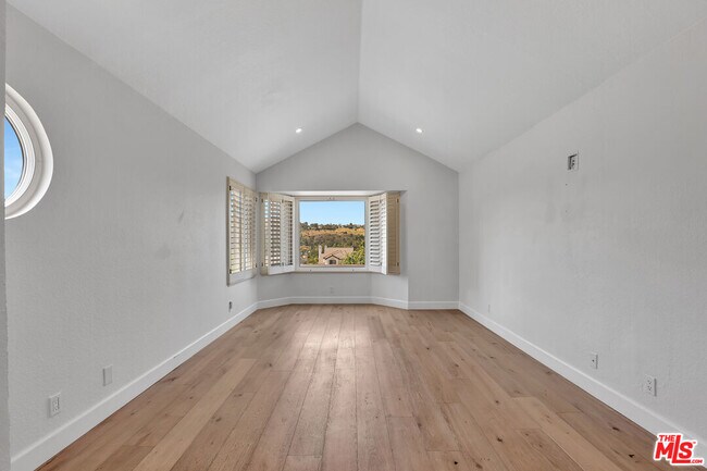 Building Photo - 24701 Cll Conejo