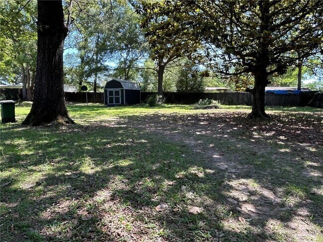 Building Photo - 5178 Fairview Highland Dr