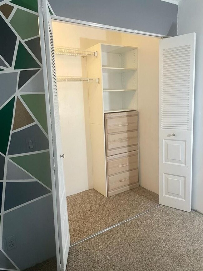 Building Photo - 1592 Springside Dr