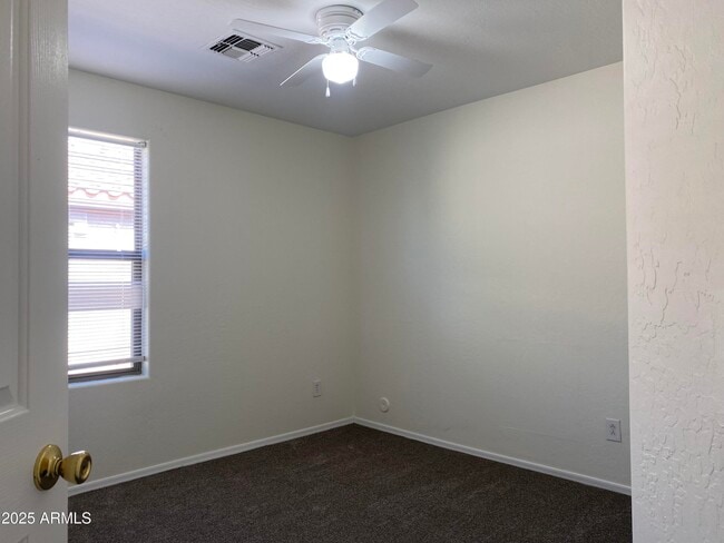 Building Photo - 25032 W Dove Gap