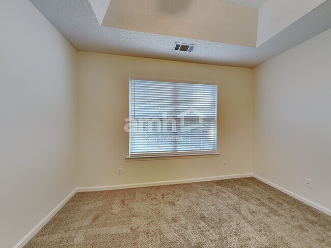 Building Photo - 170 Belle Grove Cir