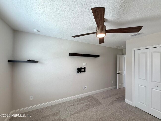 Building Photo - 12959 Holsinger Blvd