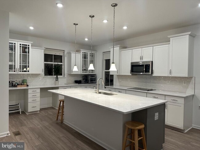 Building Photo - 310 Andrew Ct