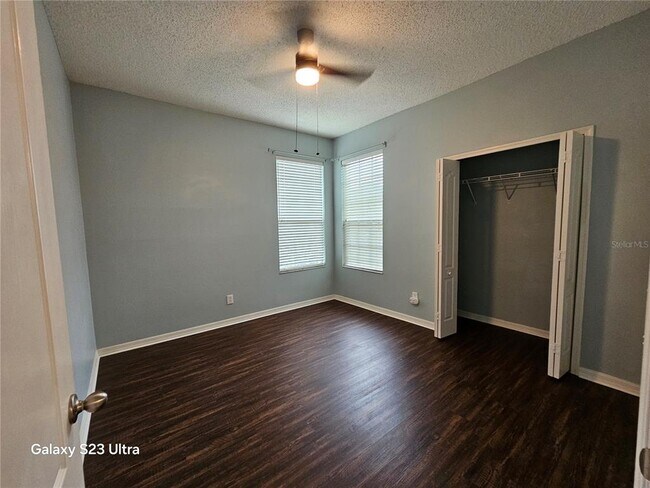 Building Photo - 9852 Bridgeton Dr