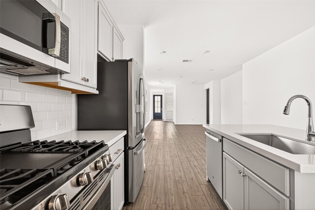 Building Photo - 21815 White Bellflower Ln