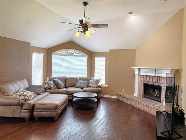 Building Photo - 10711 Sweet Water Dr