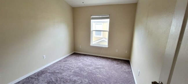 Building Photo - 10361 Lake District Ln