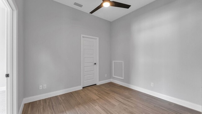 Building Photo - Stunning New Construction Villa for Rent Near Lake John