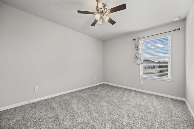 Building Photo - 1649 Settlers Glen Dr