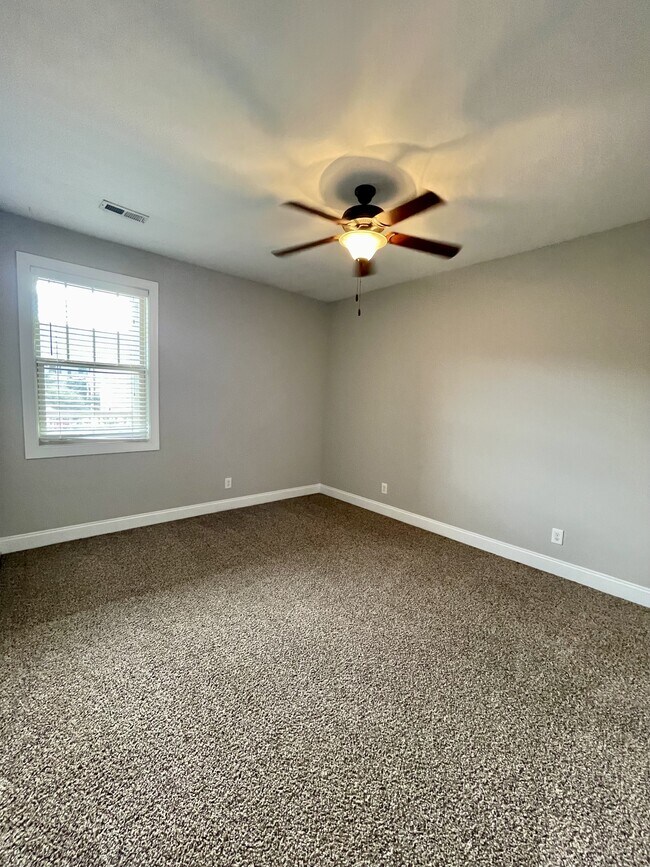 Building Photo - 100 Portico Street