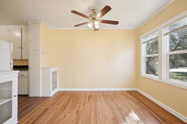 Building Photo - $500.00 off 2nd Months Rent!