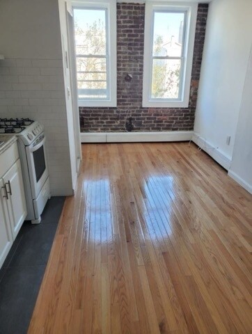Building Photo - 5 Huntingdon Pike