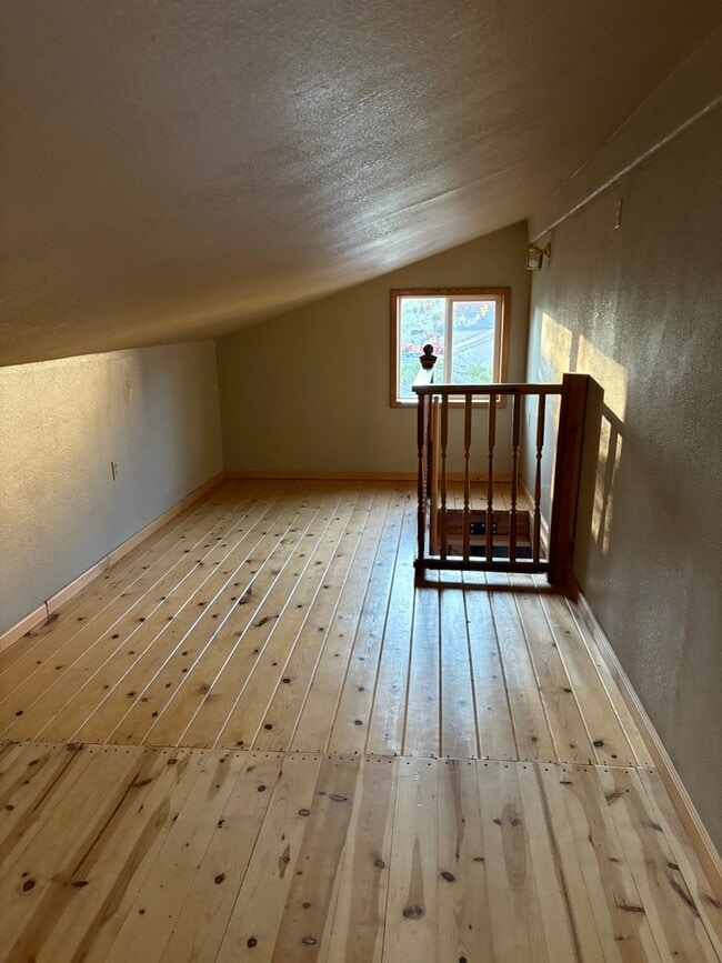 Building Photo - 79 S Ione St