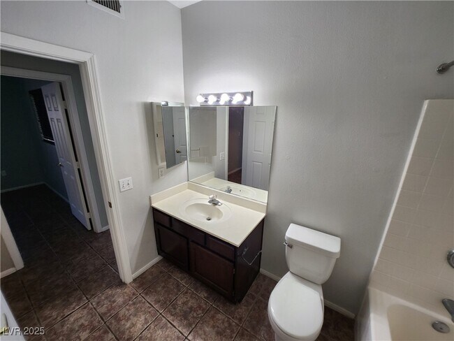 Building Photo - 1500 Ruby Cliffs Ln