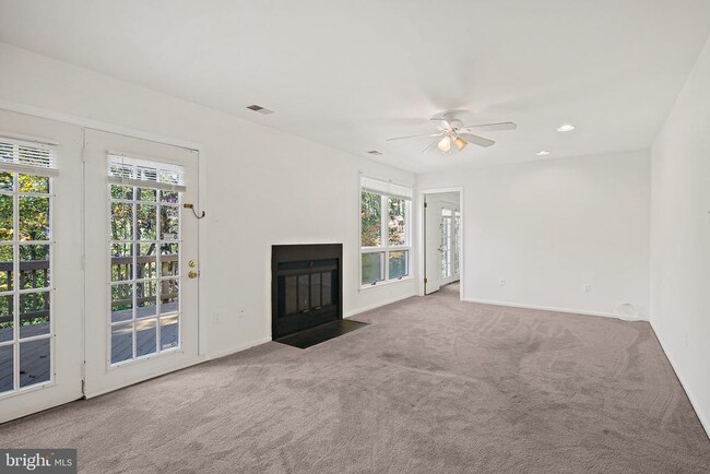 Building Photo - 11808 Bare Sky Ln