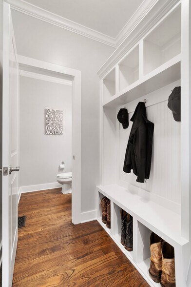 Building Photo - 223B Orlando Ave