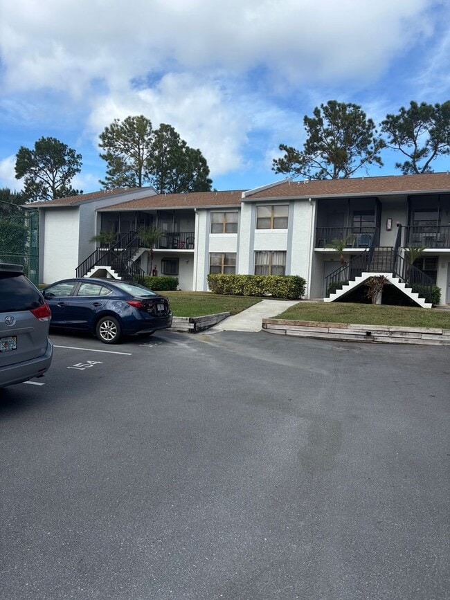 Primary Photo - Charming 2BR Condo in Clearwater