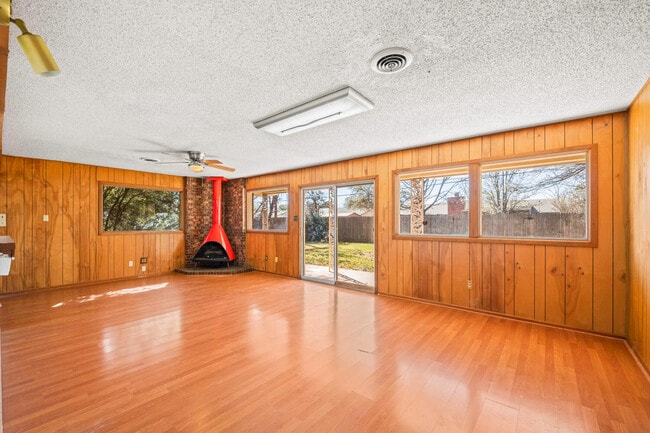 Building Photo - 3423 56th St