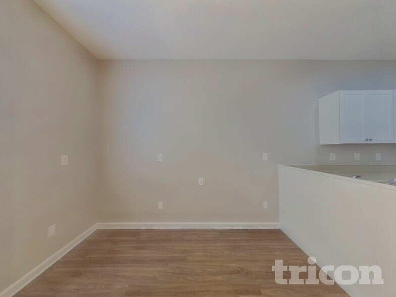 Building Photo - 207 Bolette Ln