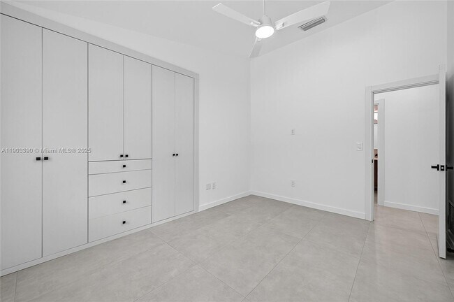 Building Photo - 7865 SW 183rd Terrace