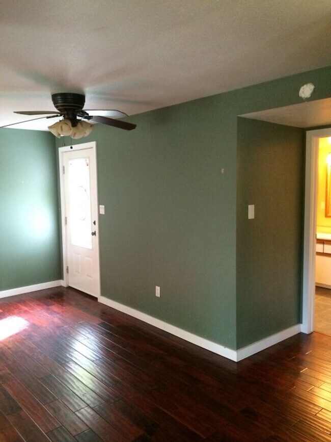 Building Photo - Cozy 2 Bedroom in Bellingham!