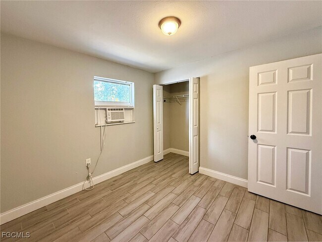 Building Photo - 2996 Lafayette St