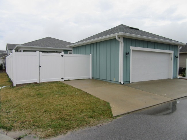 Building Photo - 1117 Blazing Star St