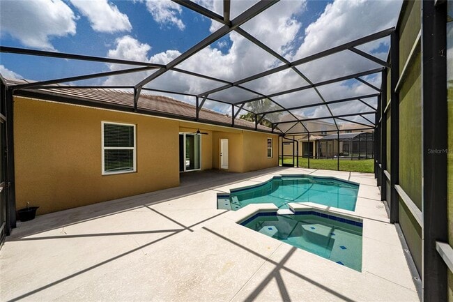 Building Photo - 9027 Paolos Pl