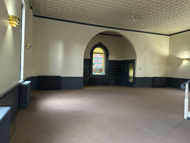 Building Photo - 624 Chestnut St